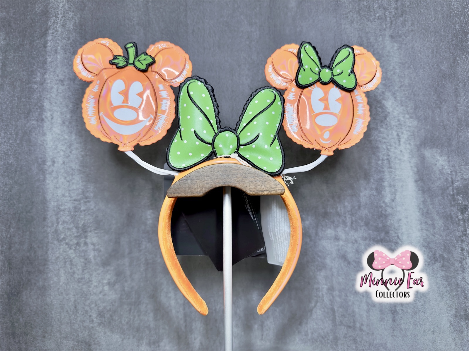 Stitch Shoppe Mickey and Minnie Pumpkin Balloon Ears – Minnie Ear
